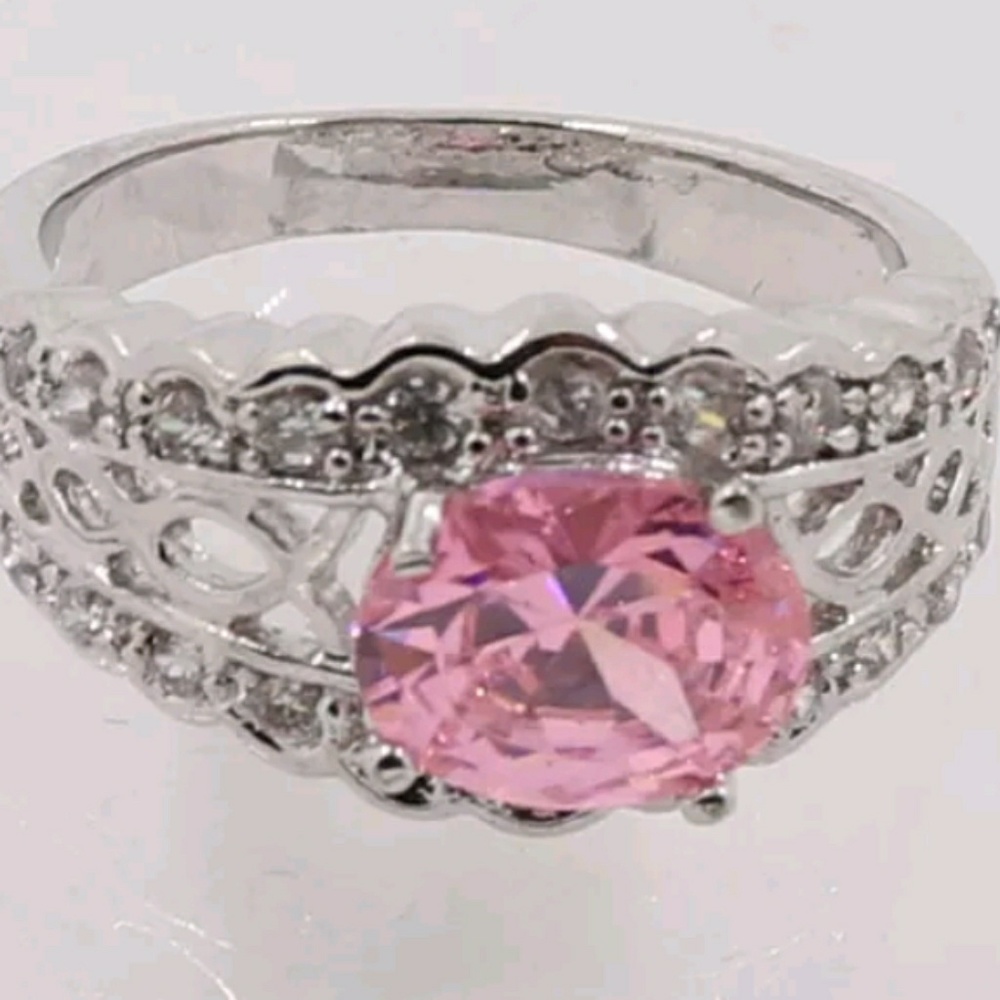 Pink Sapphire ring white gold